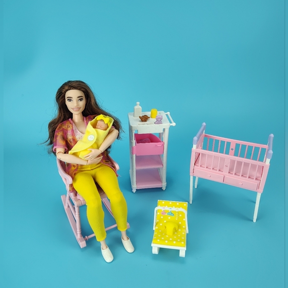 Mattel Curvy Barbie Extra Doll Zuru My Mini Baby Girl + Nursery Accessories Lot - Picture 3 of 12